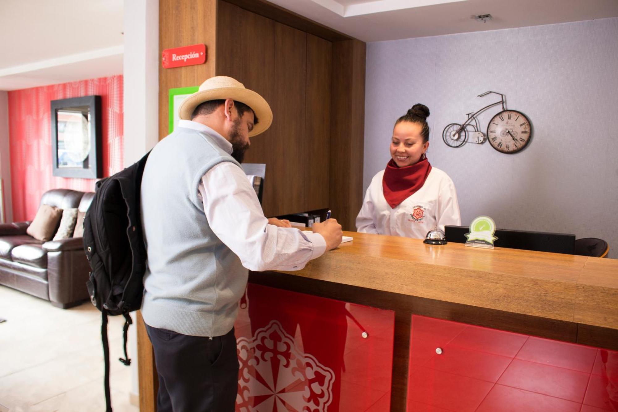 Hotel Santiago De Compostella Suites Cuenca Eksteriør bilde