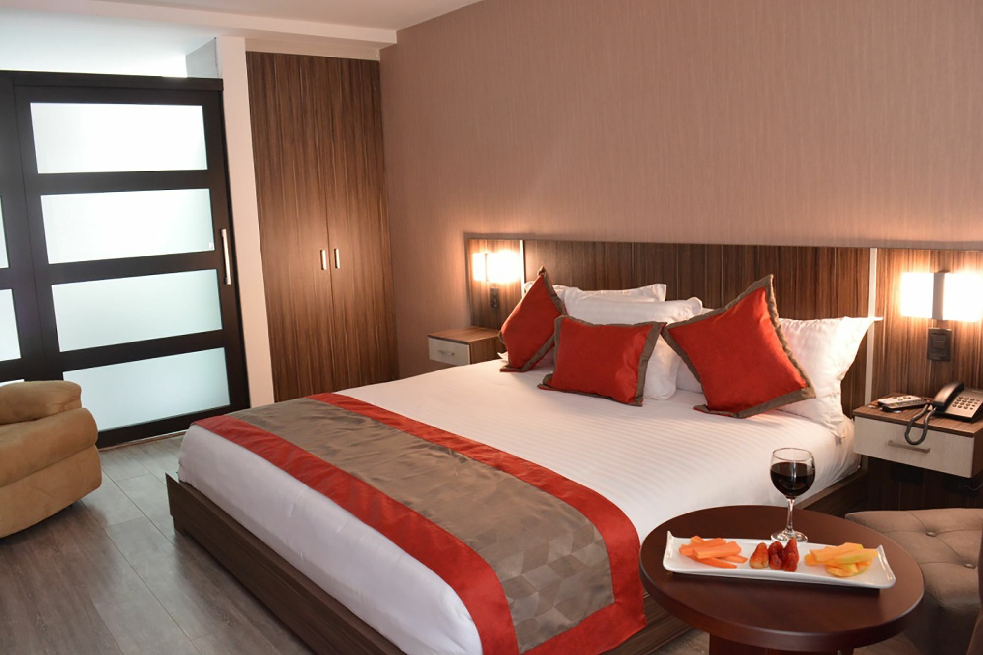 Hotel Santiago De Compostella Suites Cuenca Eksteriør bilde